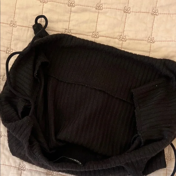 SHEIN Black Ribbed Camisole Top - Picture 3 of 3